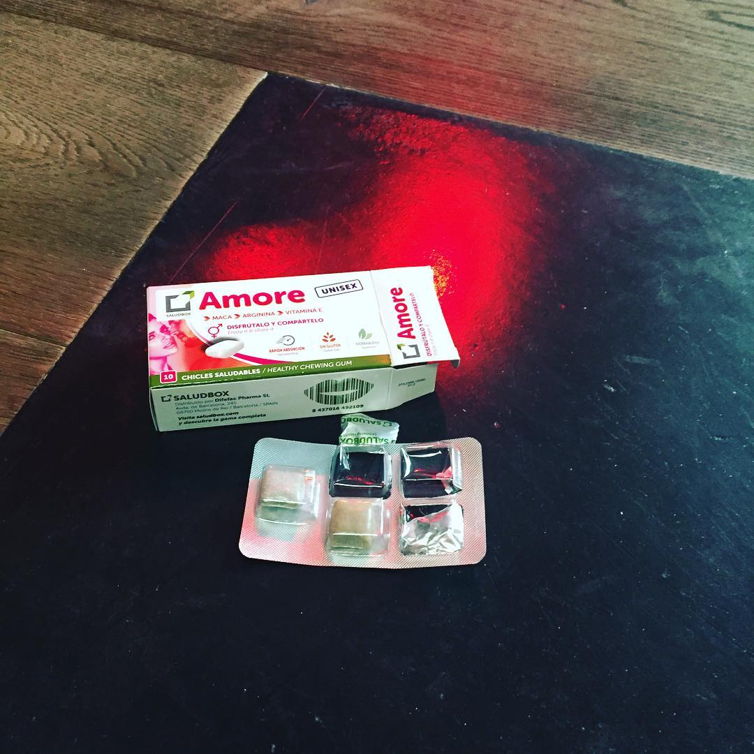 chicles amore de Saludbox