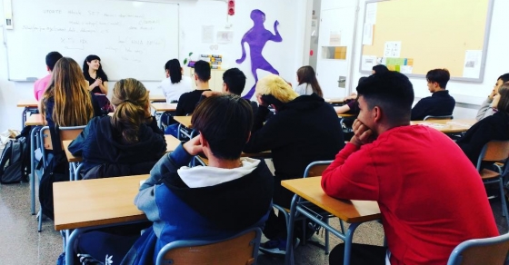 Bonito dar una charla hoy sobre autoestima y verdadera #libertadsexual a los alumnos de 4° de ESO de Rubí - Roser Amills, escritora mallorquina