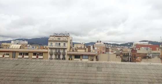 Con el cambio de hora el cielo se ha llenado de tic-tacs congelados ;)) - Roser Amills, escritora mallorquina
