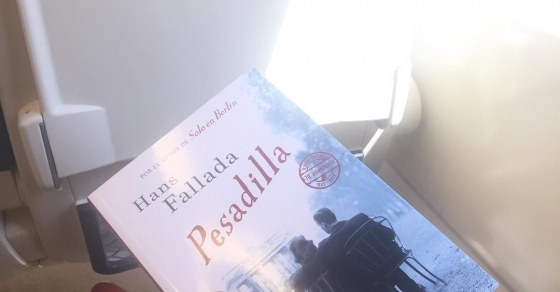Qué te llevas esta semana para leer en el tren? Hoy, yo #hansfallada de @maevaediciones - Roser Amills, escritora mallorquina