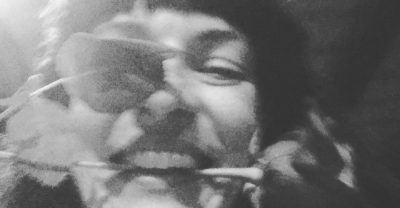 Mirad, ha sido una noche gloriosa y mañana @belen_marron y Cristina Moreno me pasan fotos y os cuento: de momento #alegrianatural ;)) - Roser Amills, escritora mallorquina