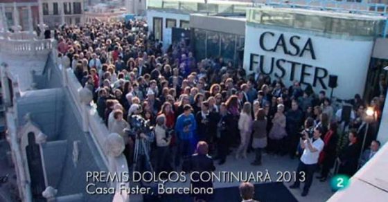 Foto | TV | Captura simpàtica de fa una estona de @victoramela i jo al CONTINUARÀ de TV2 ;)) - Roser Amills, escritora mallorquina