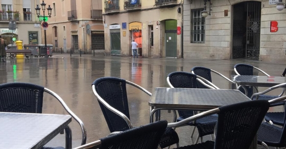 "Busca la profundidad de las cosas; hasta ahí nunca logra descender la ironía" Rilke 2 "Busca la profundidad de las cosas; hasta ahí nunca logra descender la ironía" Rilke - Roser Amills, escritora mallorquina