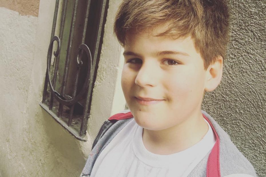 juan, el hijo de roser, cumple 10 años