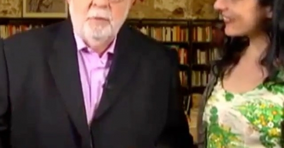 Roser amills, escritora, con Jaume Figueras de Tv3