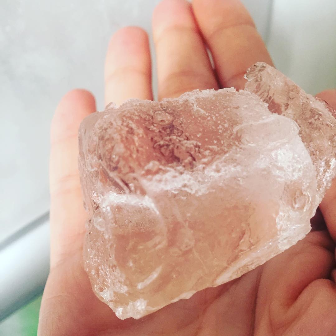 Lo hice tomándome todo el tiempo del mundo, con la lentitud de un pedazo de hielo que va derritiéndose. #Murakami