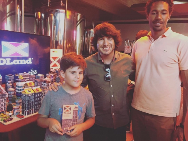 juan, el hijo pequeño de roser amills, con dani land