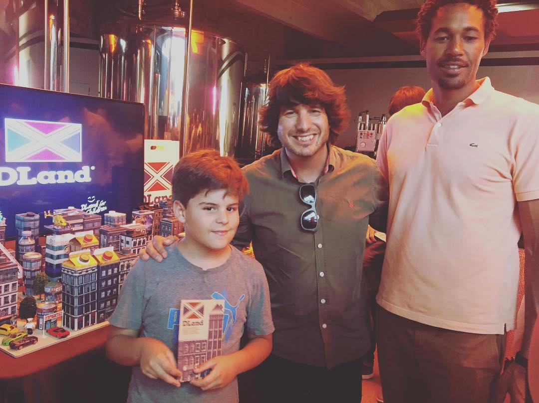 juan, el hijo pequeño de roser amills, con dani land