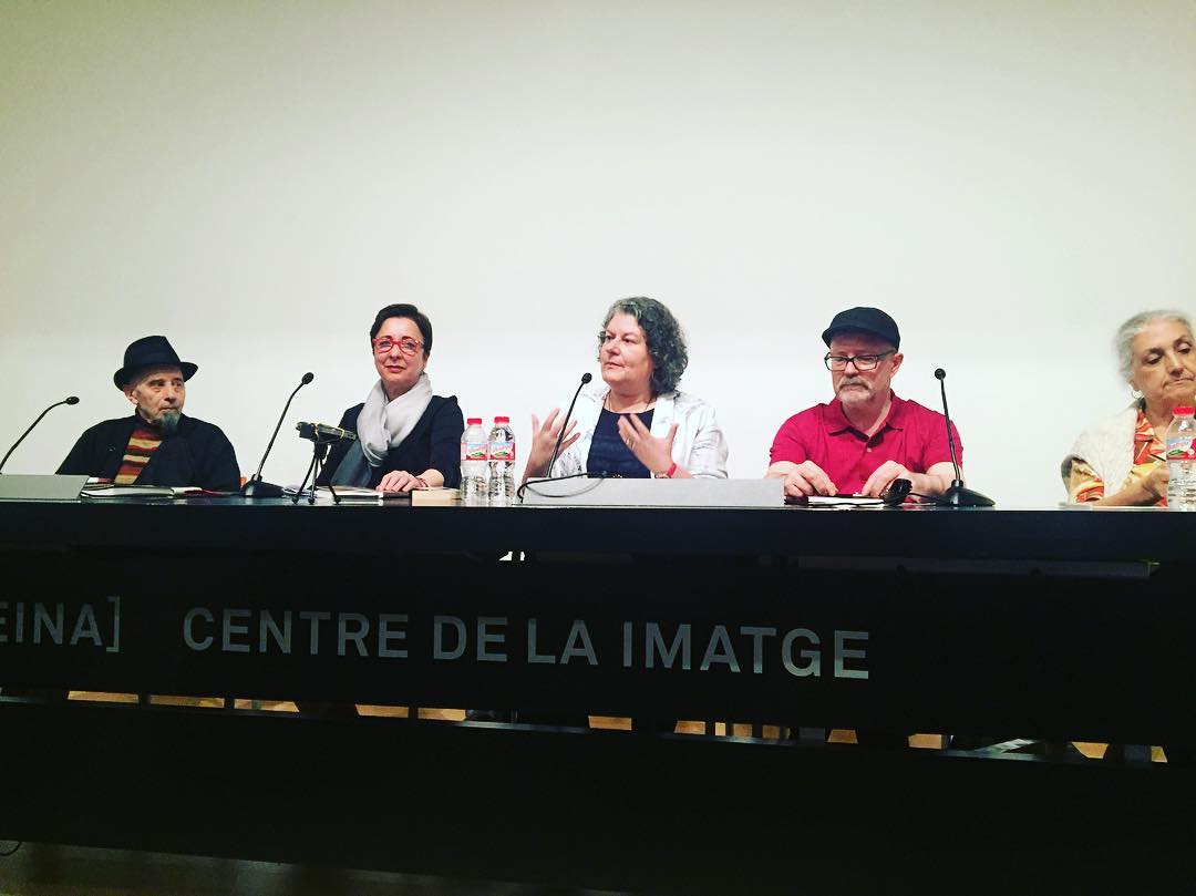 Ahora, triple presentación de libros de #antoniobeneyto veniu! #poesia #amics #poetry Barcelona #friends #poetryislife #poetrygram #poetrylovers #poetrycommunity