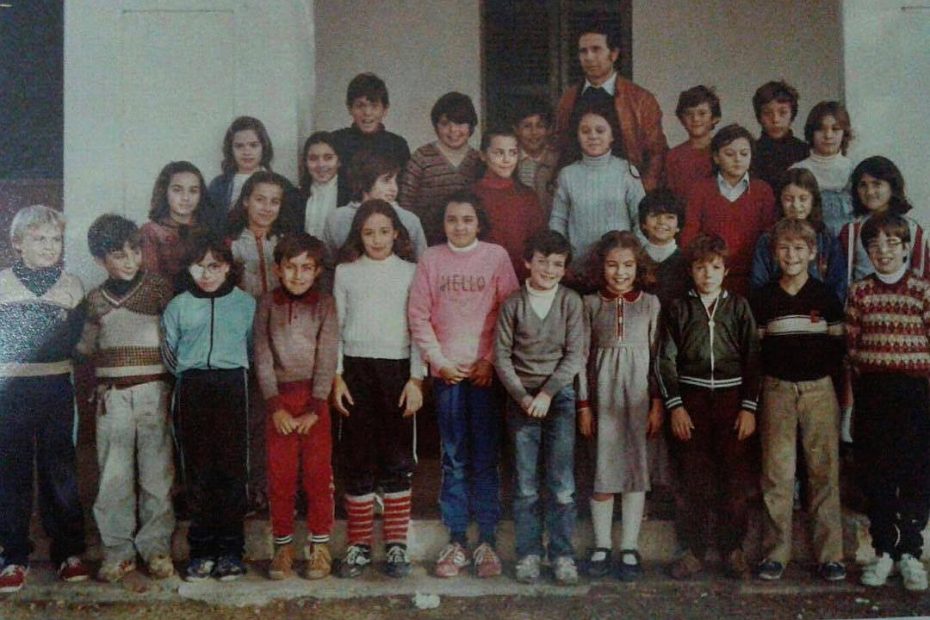 roser amills de niña, foto del colegio de algaida