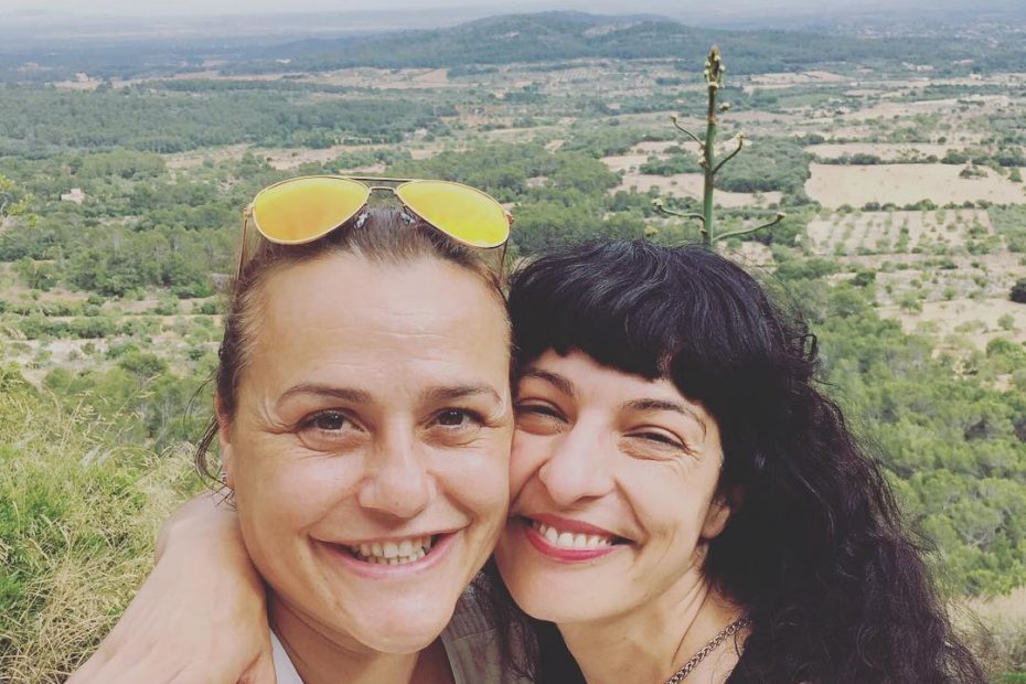 Roser amills i xisca vanrell