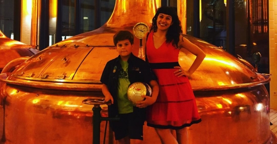 roser amills y su hijo juan