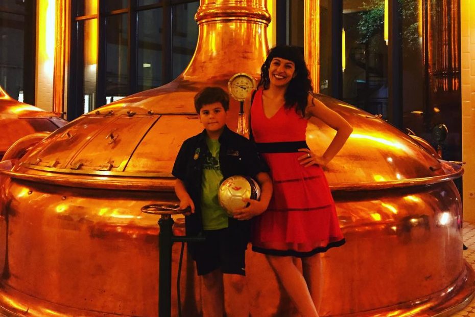 roser amills y su hijo juan