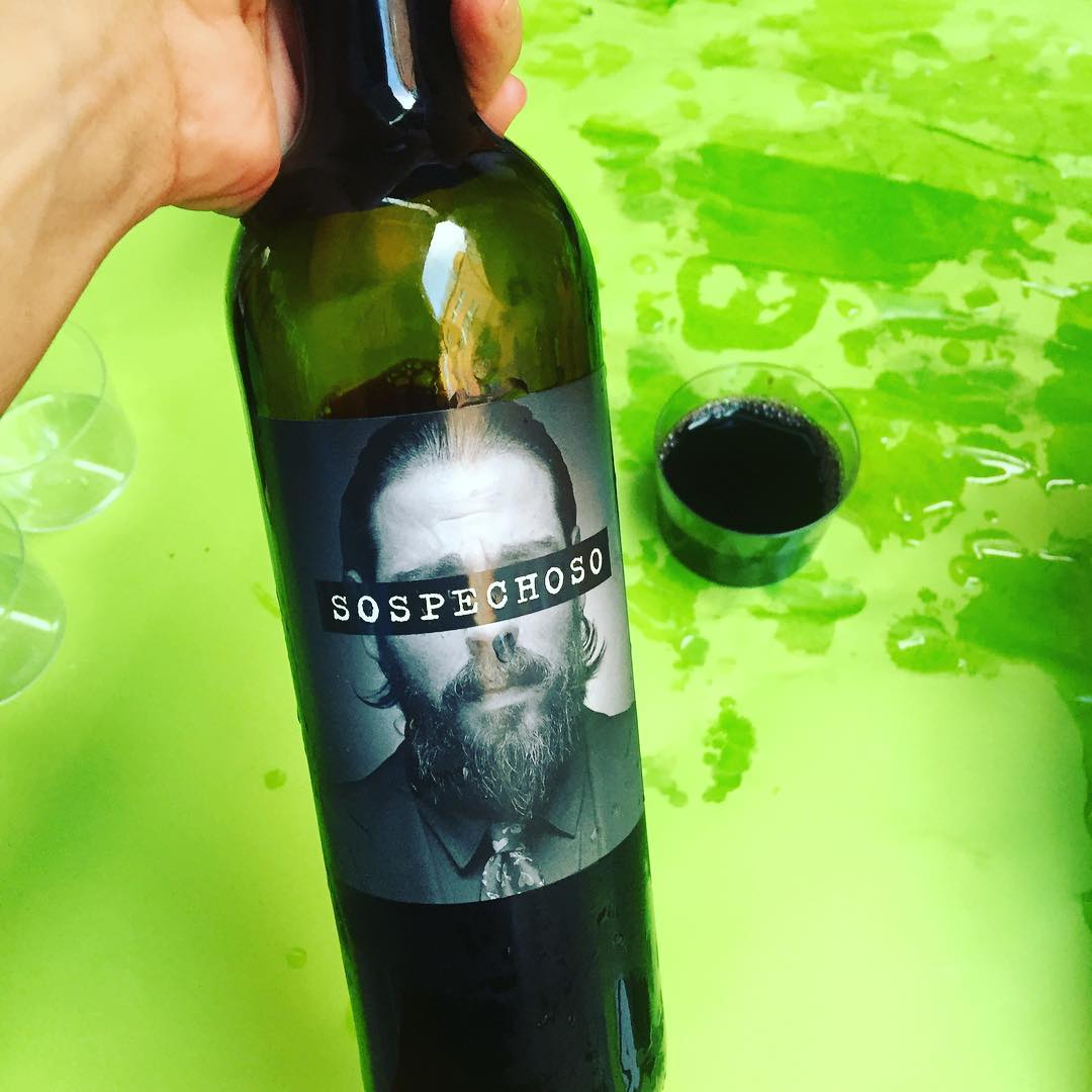 vino sospechoso en vila viniteca