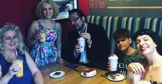 Foto de la merienda del otro día de @eloy.prive en @costacoffeeesp ;)) Gracias! - Roser Amills, escritora mallorquina