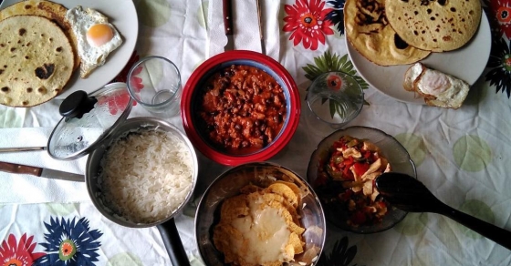 cena hecha por marcel, el hijo mayor de roser amills