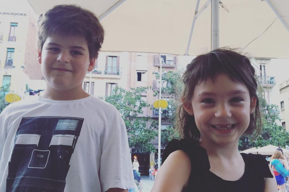 juan, el hijo pequeño de roser amills, i aina