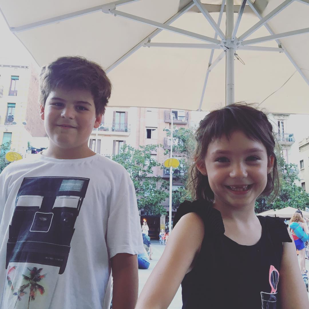 juan, el hijo pequeño de roser amills, i aina