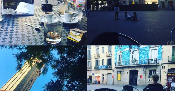 Ara, la millor plaça del món per fer tertúlia a la fresca ;)) #barridegracia - Roser Amills, escritora mallorquina