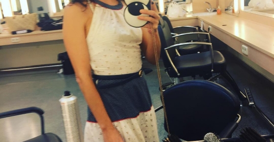 Maquillada i pentinada a @tardaobertatv3 :)) - Roser Amills, escritora mallorquina