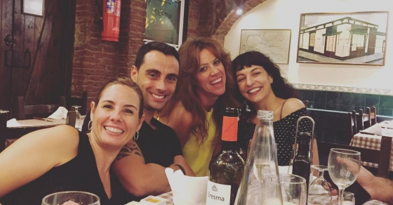 Roser Amills amb vanessa hogarth, teresa bella sole i francis casado