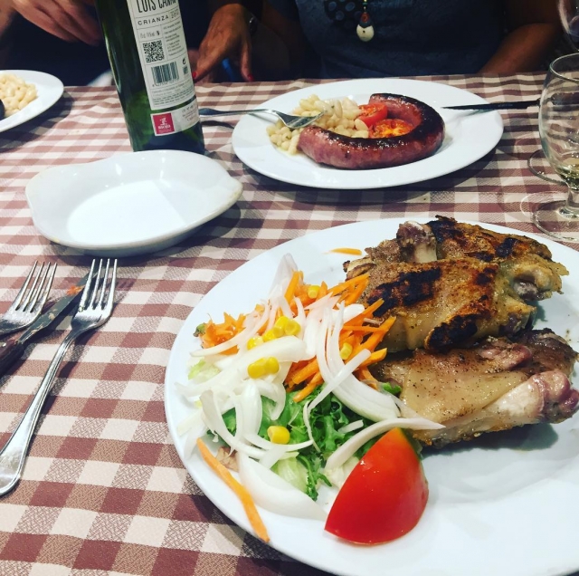 Somos escritoras y hemos cenado