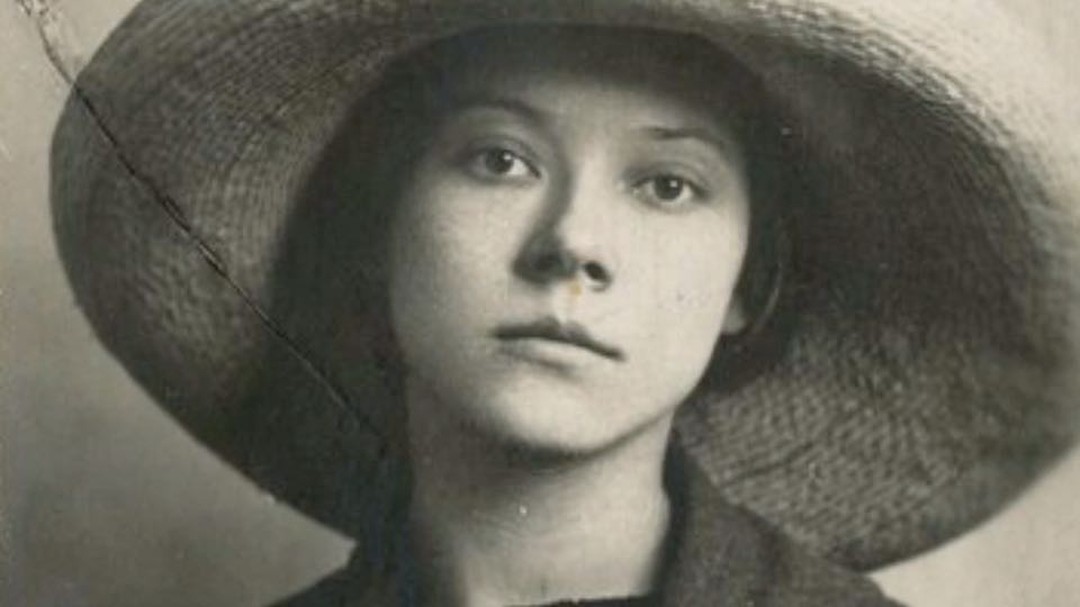 novela sobre asja lacis y walter benjamin de roser amills