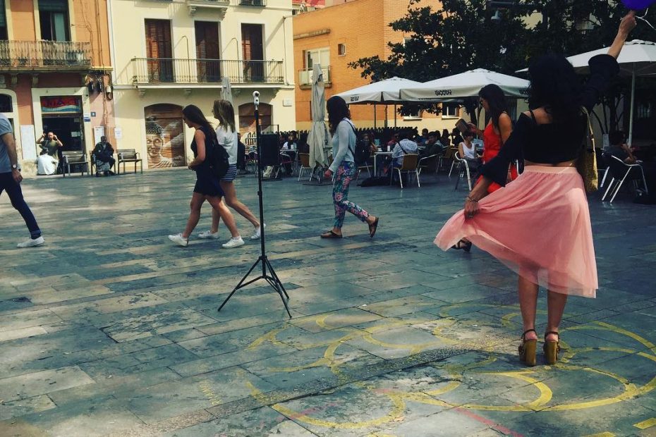 reportaje de fotos a roser amills en la plaza del sol