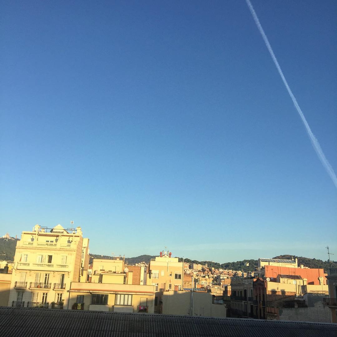 “Existe al menos un rincón del universo que con toda seguridad puedes mejorar, y eres tú mismo” A. Huxley