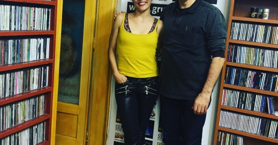 nando gracia entrevista a roser amills en es mi radio Mas que letras