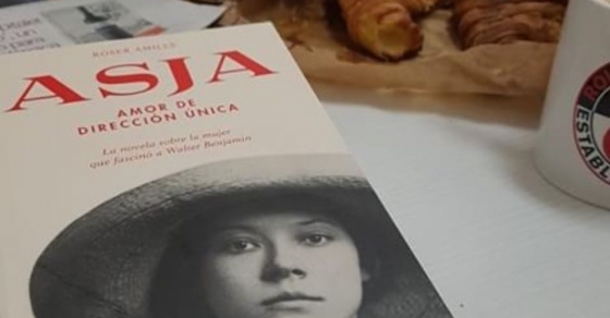 novela sobre Asja Lacis de Roser Amills