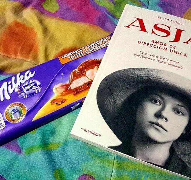 novela sobre asja lacis de roser amills