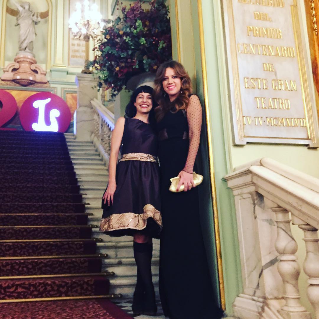 Roser Amills con vanessa hogarth en la inauguración de temporada de opera en el liceu de barcelona