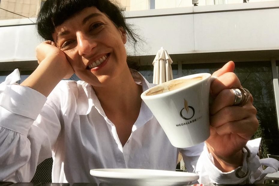 roser amills taza de cafe