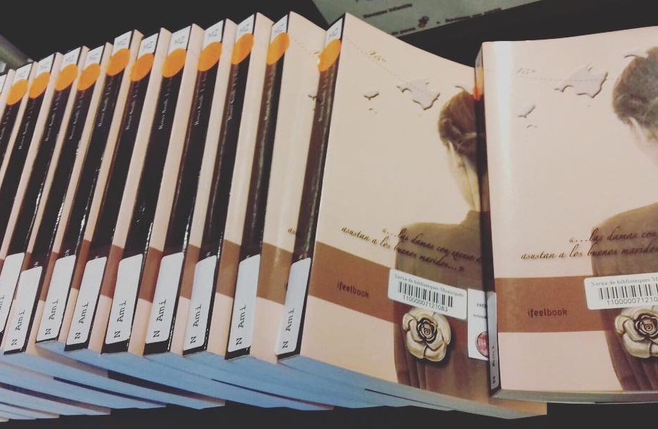 Taller de roser amills sobre La bachillera en la biblioteca Mestre Marti Tauler