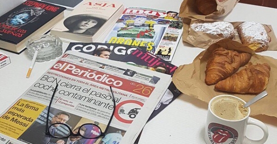 Gracias @rodesvenzala por ponerle #asjalacis y #walterbenjamin a tu domingo! - Roser Amills, escritora mallorquina