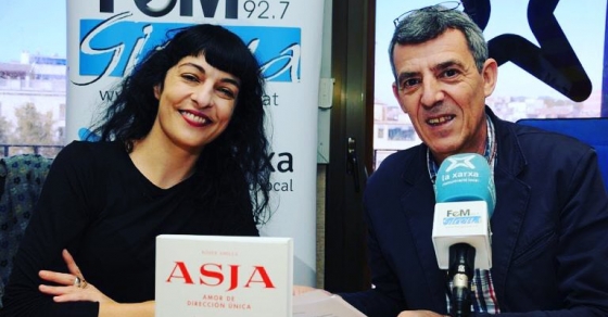 Eduard Cid entrevista Roser Amills a Girona Ara de Fem Girona per parlar de Asja Lacis