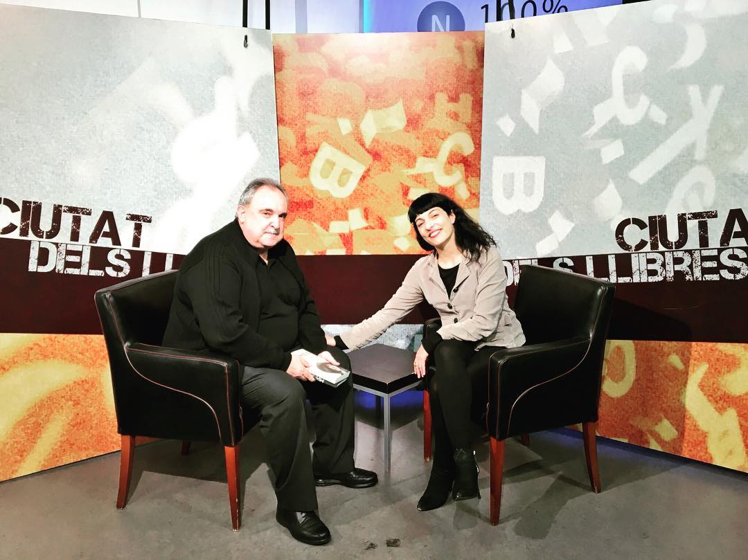 Entrevista a Roser Amills a La Ciutat dels Llibres