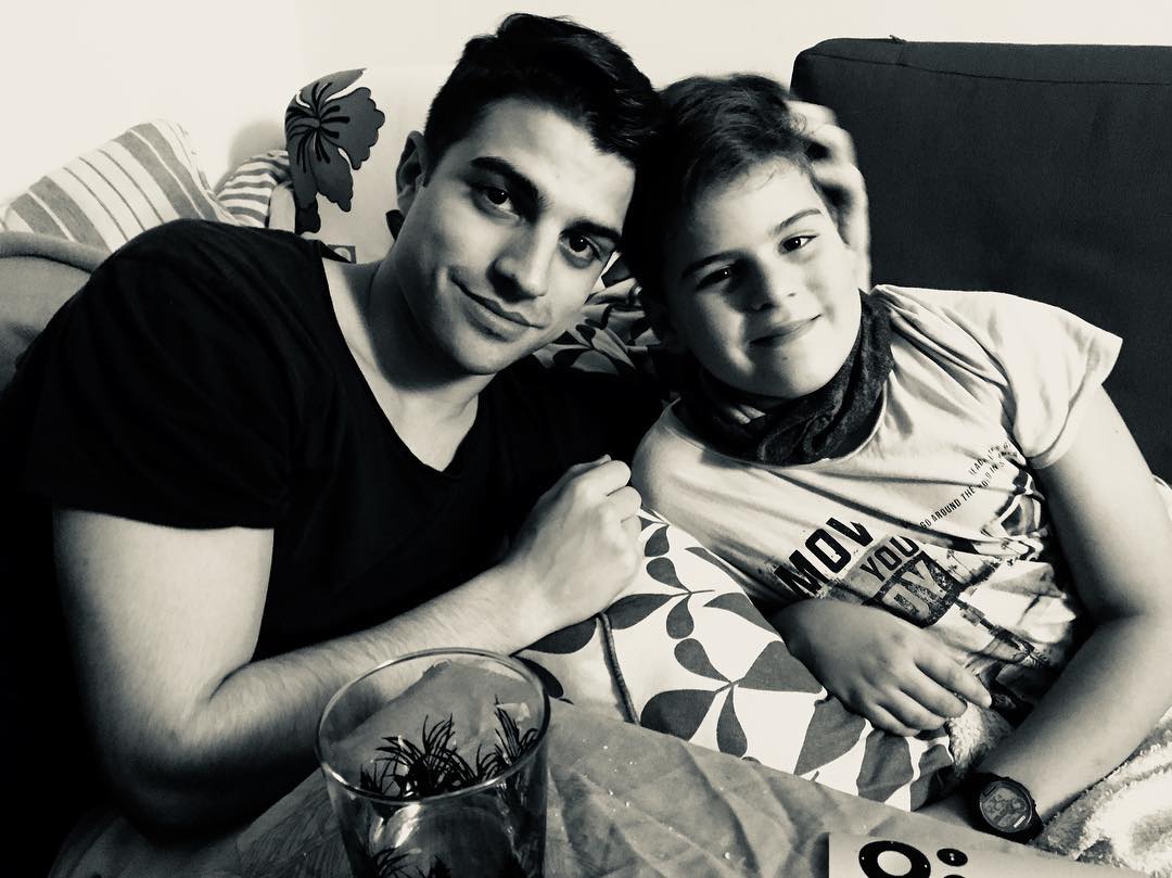 Marcel 22 años y Joan 10 años :)) Cuánto os adoro, hijitos bonitos!!!