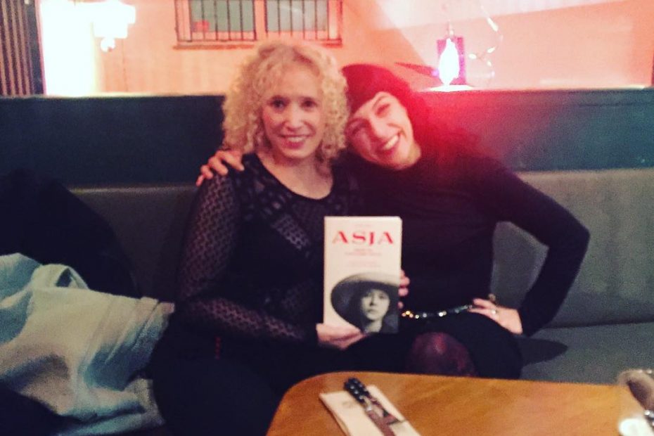 Me entrevista Alicia G Escribano para Barcelonautes de 25TV para hablar de mis novelas