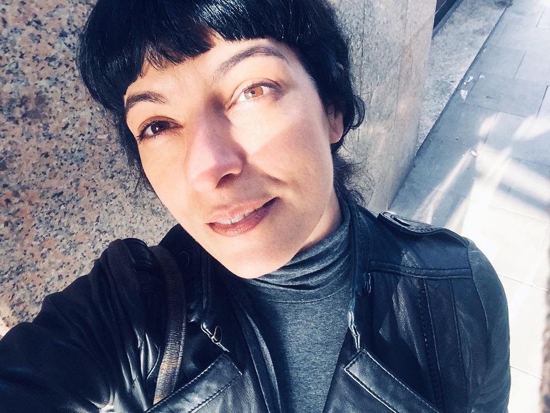 Mirada #miope con #astigmatismo y no recuerdo qué más