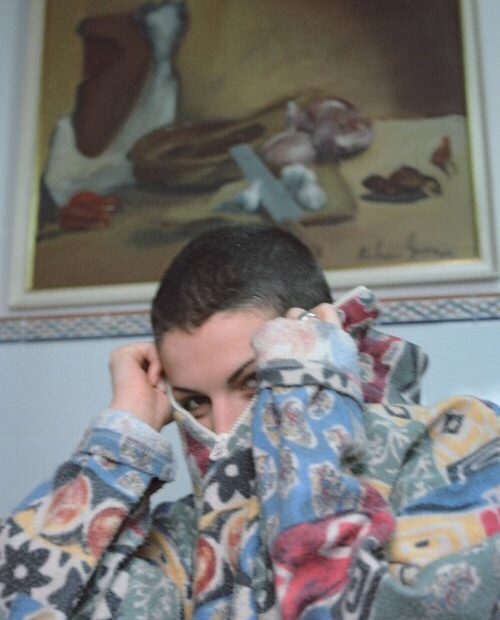 Roser Amills con el pelo muy corto