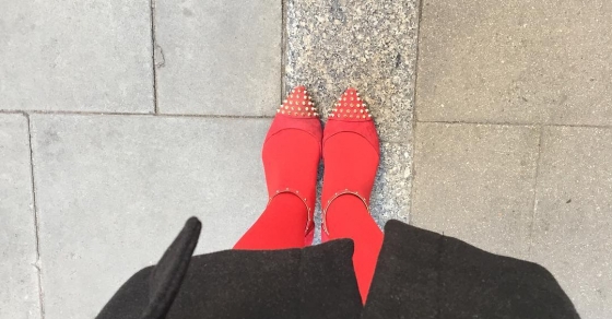 zapatos rojos de roser amills