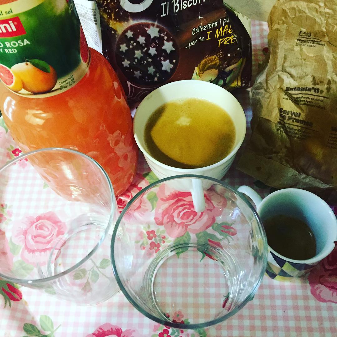 Bon dia! Muy feliz viernes, #almasbonitas  