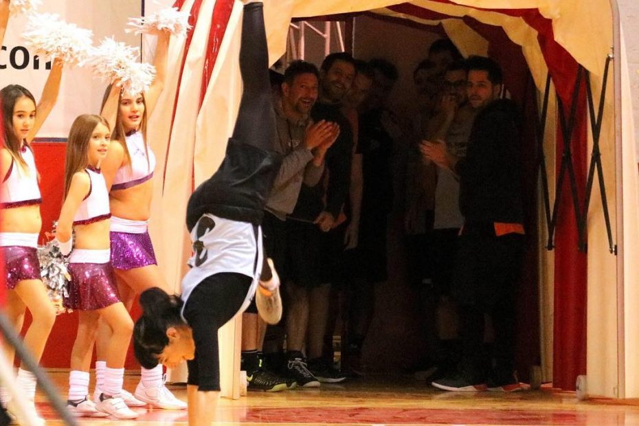 roser amills a l'encistellada de famosos club basquet de valls la marato tv3