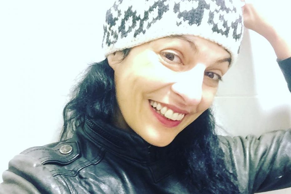 roser amills con gorro de nina kaufmann oficial