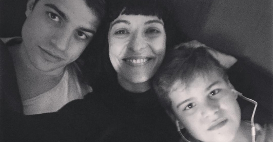 roser amills con su hijo juan