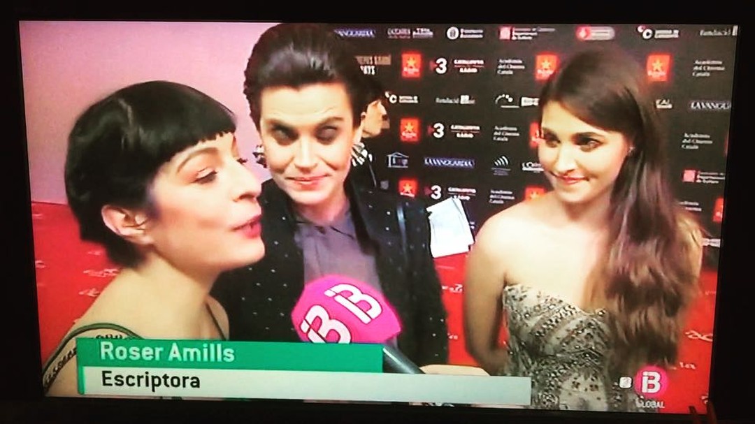 Roser Amills a la festa dels 10 Premis Gaudí, acte reivindicatiu amb Agnès Busquets i Aida Flix a IB3, entrevista de Jordi Julià