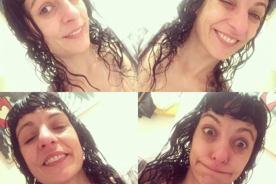 Roser Amills en la ducha a primera hora de la mañana