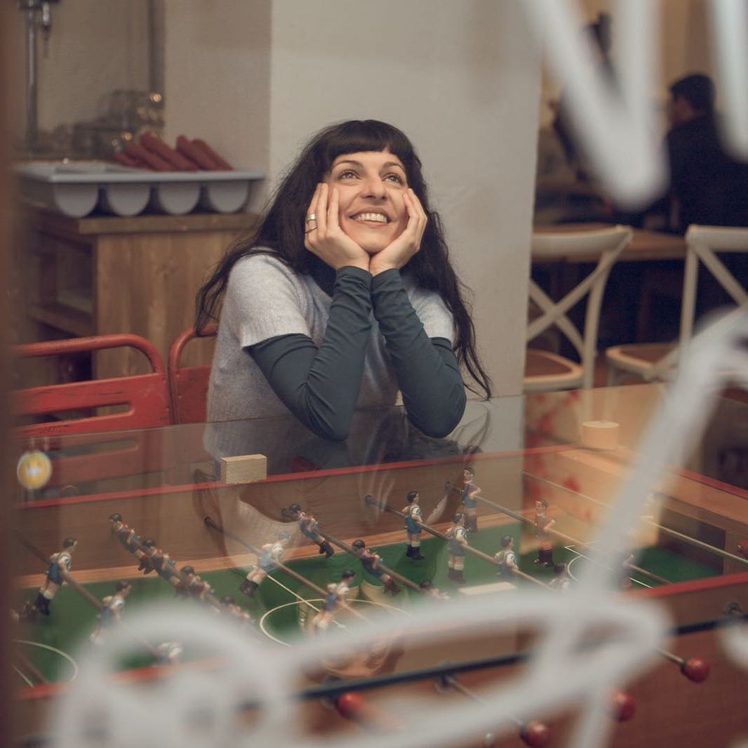 roser amills foto de de irene serrat en la pepa tomate del barri de gracia